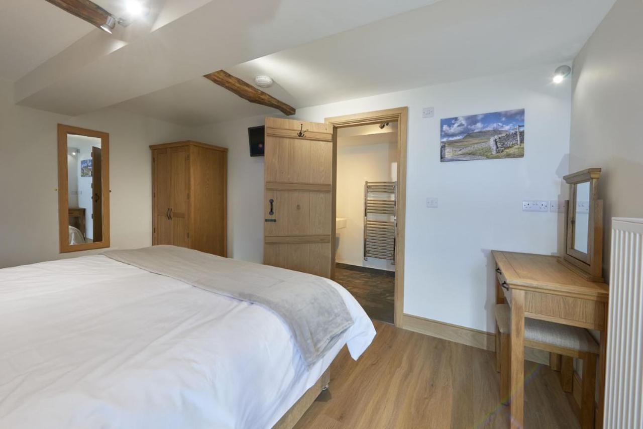 Dalecote Barn Bed & Breakfast Инглтон Экстерьер фото