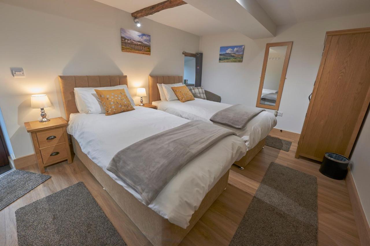 Dalecote Barn Bed & Breakfast Инглтон Экстерьер фото