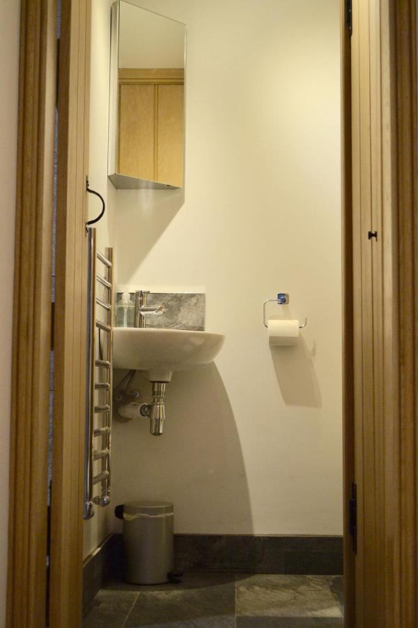 Dalecote Barn Bed & Breakfast Инглтон Экстерьер фото